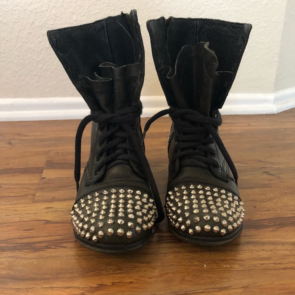Steve Madden studded booties